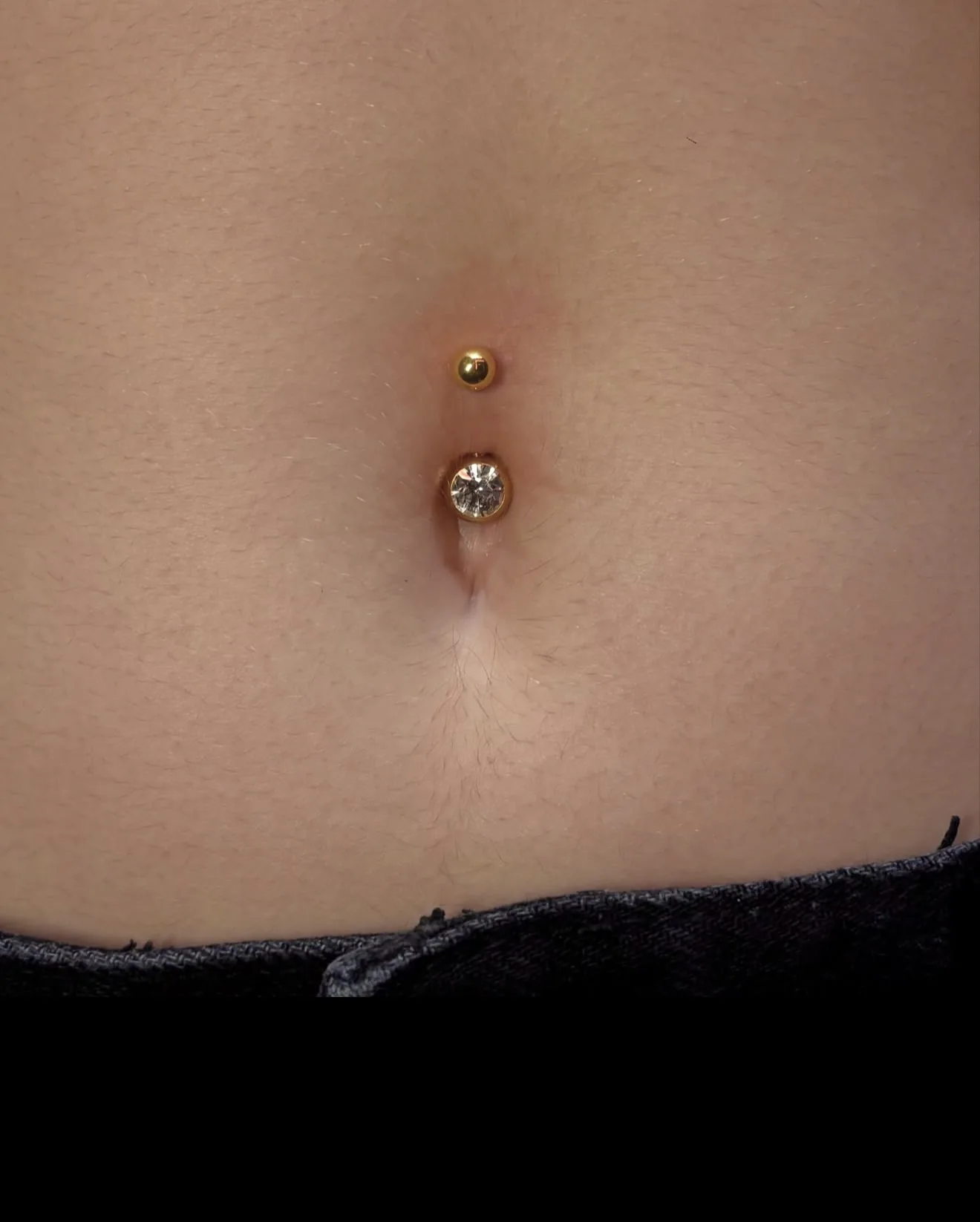Piercing Nombril Piercing nombril à Paris Châtelet – Showtime Tattoo