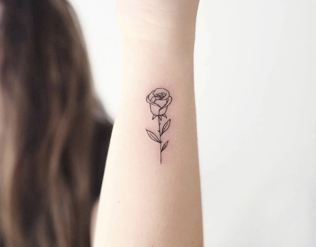 Rose fineline Women's rose fineline floral tattoo Paris – Showtime Tattoo