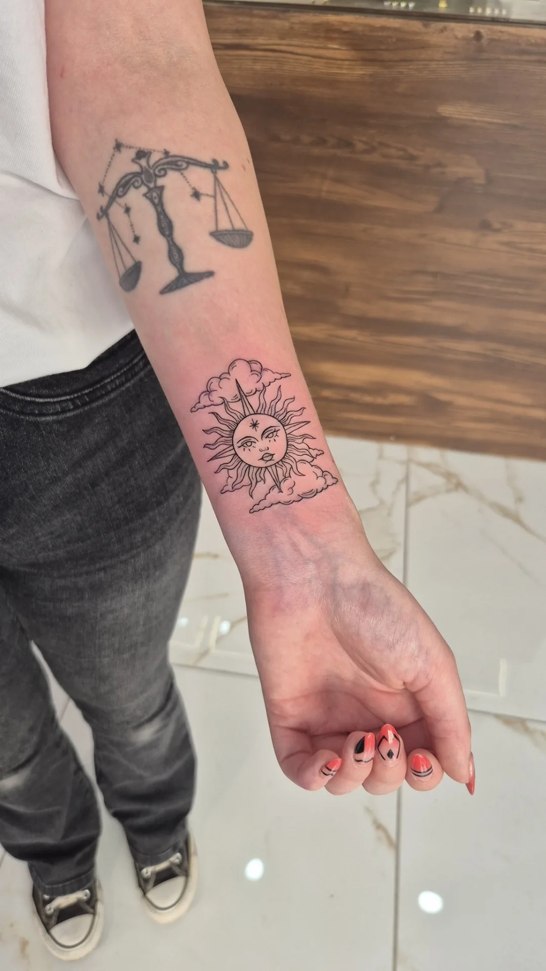 Couple sun balance fineline tattoo Paris – Showtime Tattoo