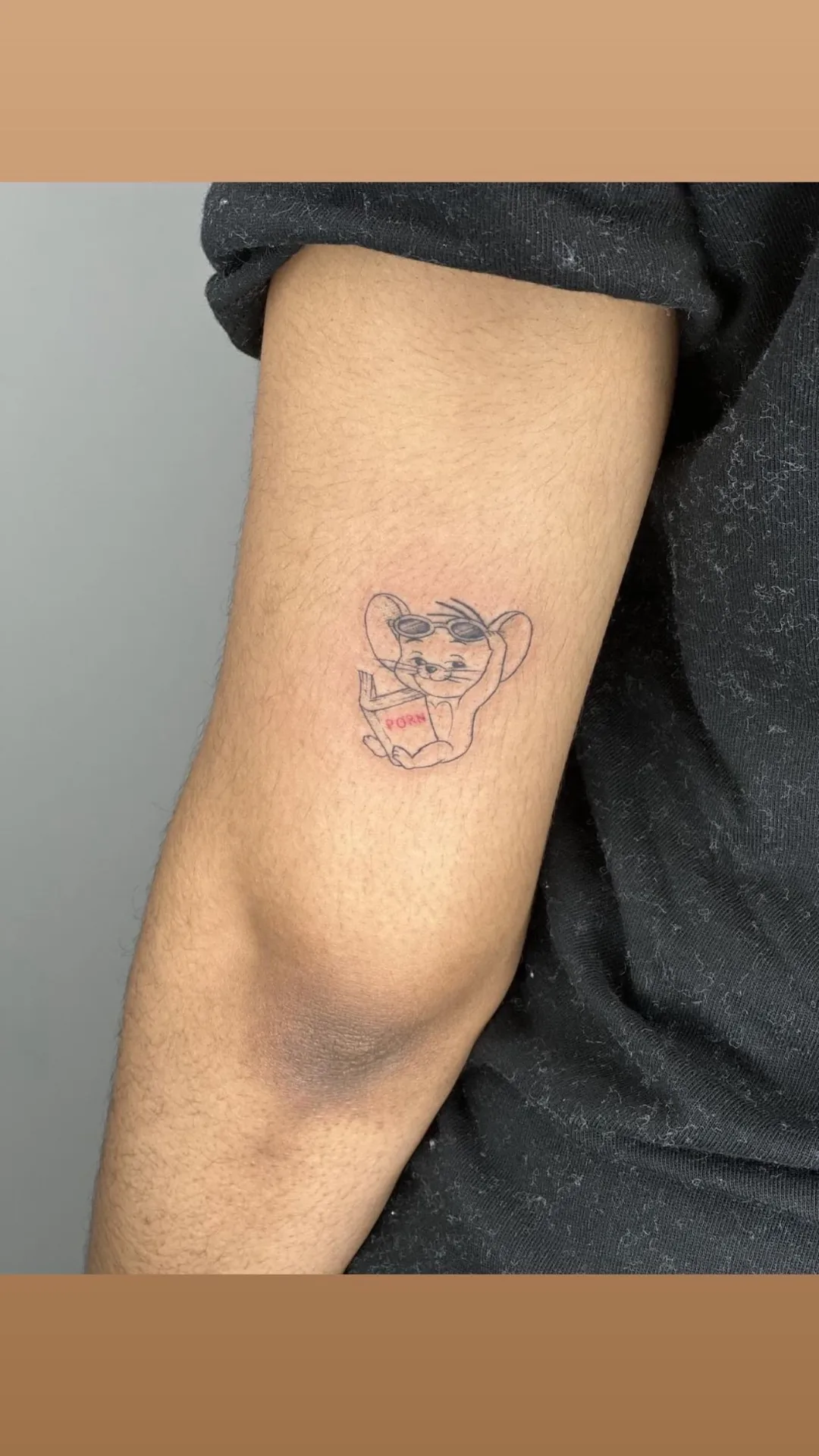 Mouse Minimalist mouse glasses arm tattoo Paris – Showtime Tattoo